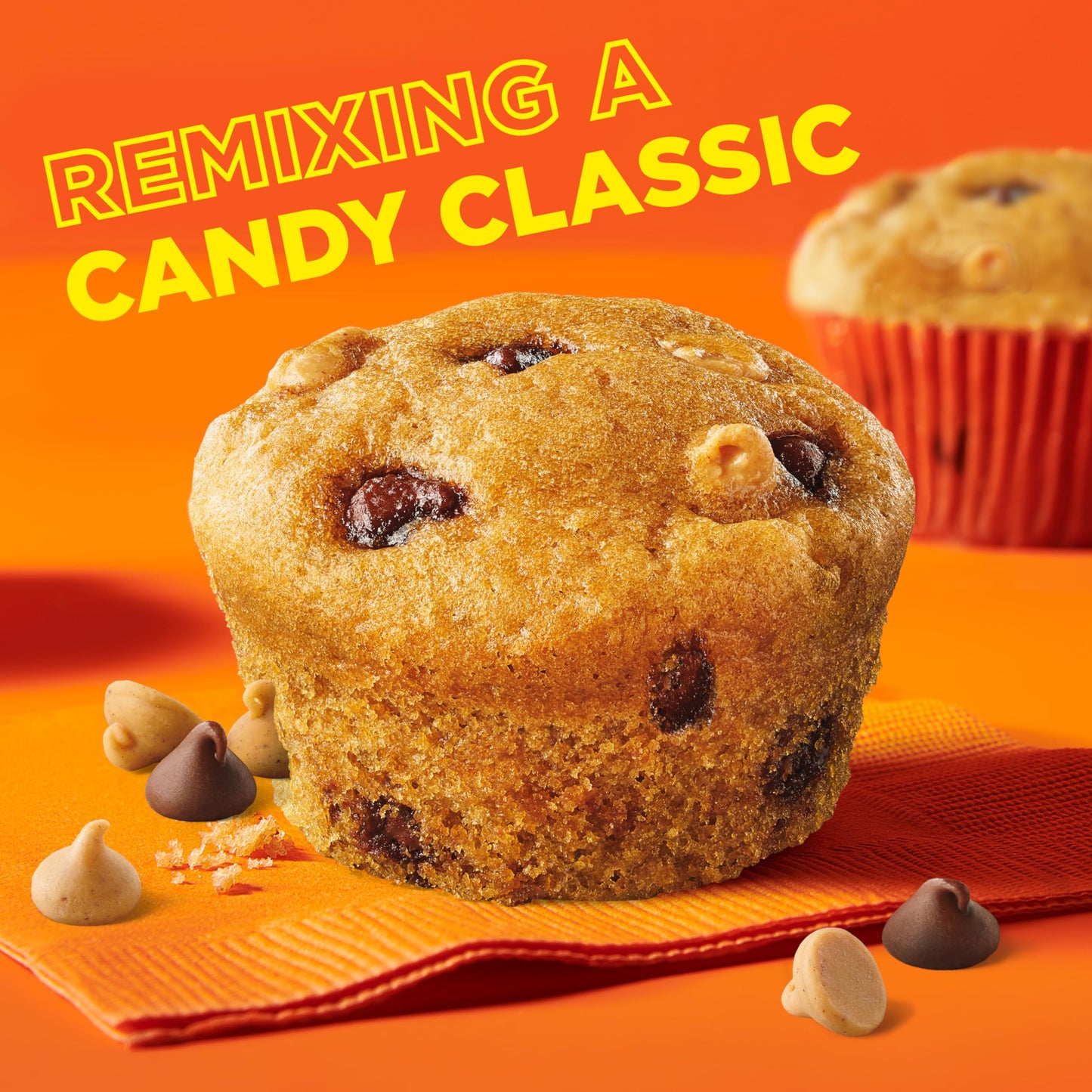 Betty Crocker REESES Peanut Butter Muffin Mix, Baking Mix Made with REESES Peanut Butter Chips and HERSHEYS Milk Chocolate Ch
