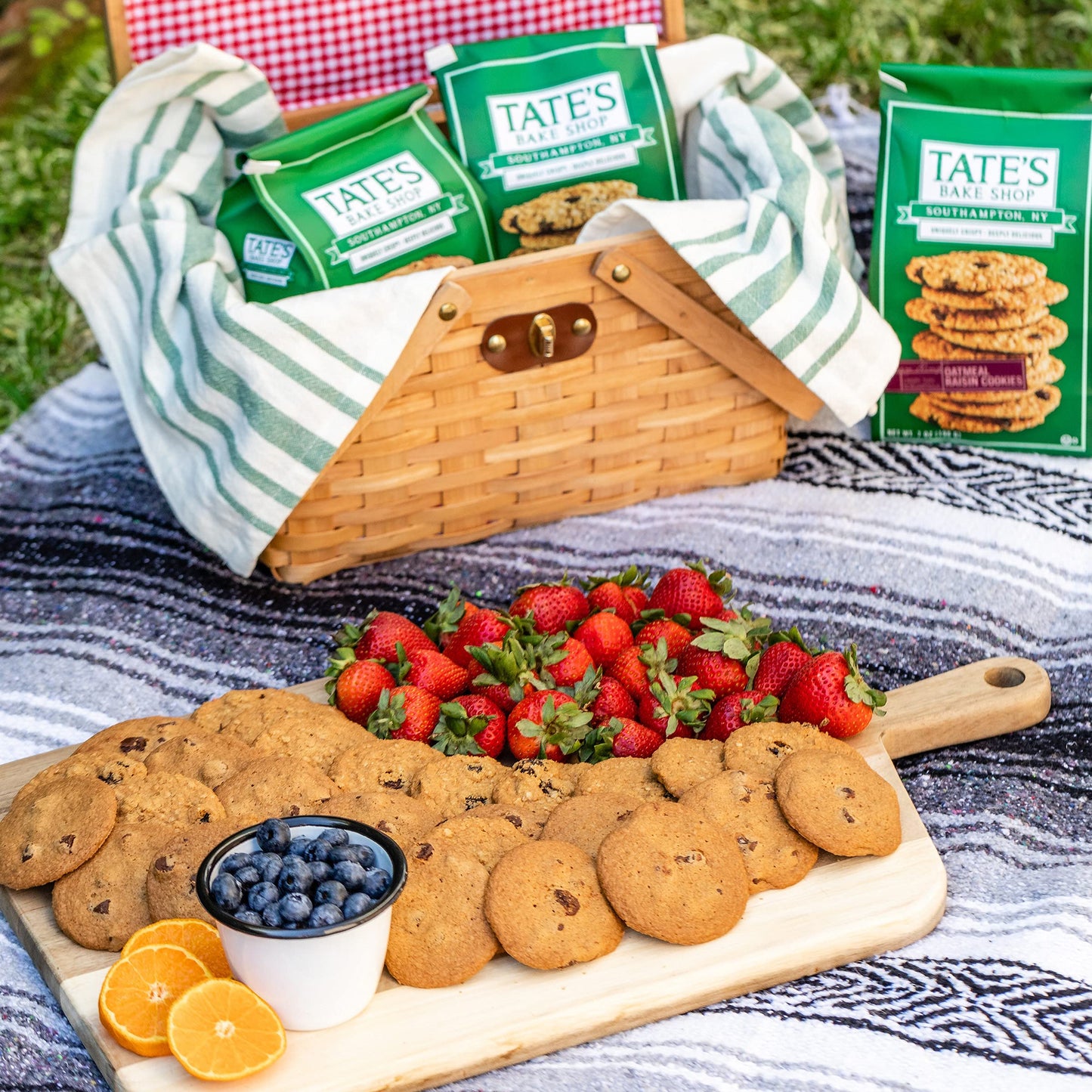 Tates Cookies Oatmeal Raisin