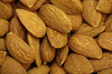Yupik Organic Raw European Almonds, 2.2 Lb, Non-Gmo, Vegan, Gluten-Free, Good Source Of Protein, Fiber, Iron & Calcium, Low In C