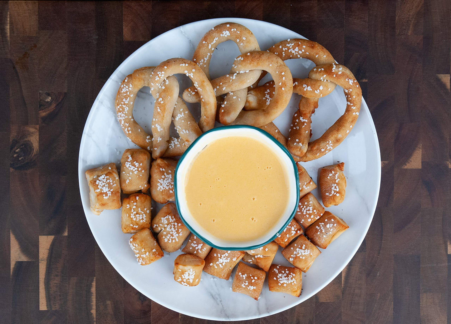 Moms Place Gluten-Free Soft Pretzel Making Kit, Sea Salt, 13.3 oz, Non-GMO, Easy to Make, 24 Servings