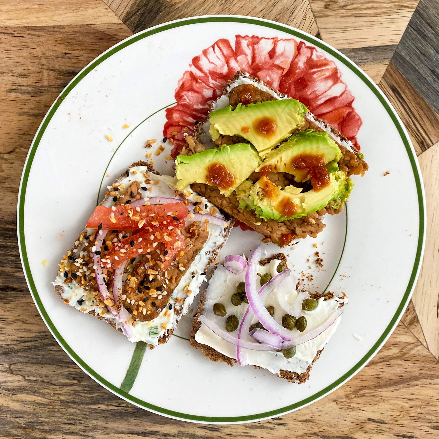 The Spice Lab Everything Bagel Seasoning Blend with Jalapeno - 4.6 oz Shaker - Gourmet Paleo & Keto Approved Spice
