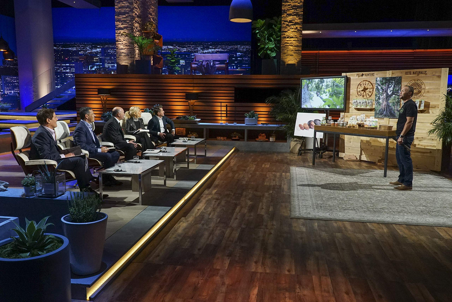 Pili Hunters - Wild Sprouted Pili Nuts, Pink Himalayan Salt, 5oz Bag, Keto/Paleo/Vegan Snacks, Low Carb Energy, Gluten Free, No