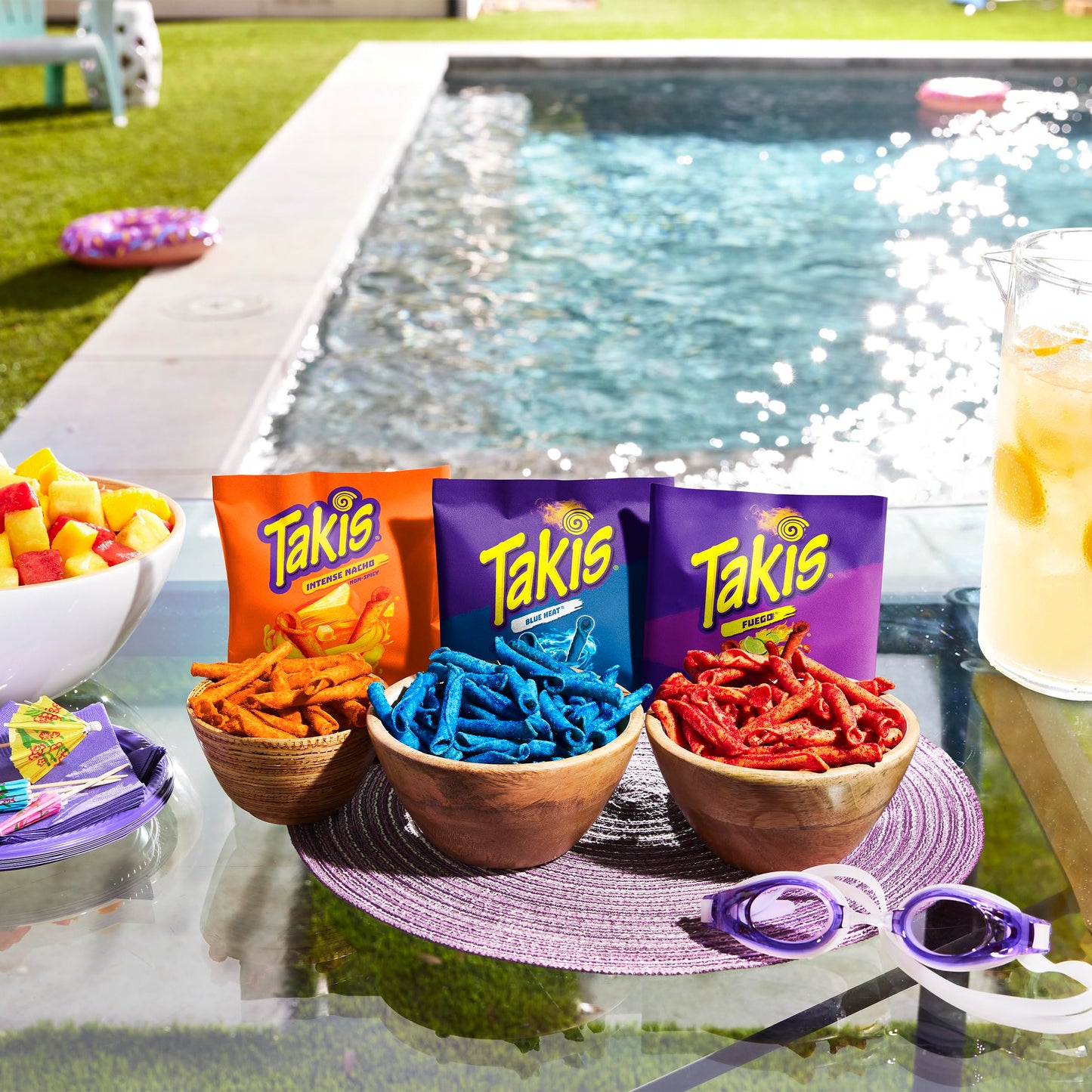 Takis 40 Pc / 1 Oz Hero Variety Pack, Assorted Flavored Mixed Rolled Tortilla Chips - (20) Fuego 1 Oz, (10) Blue Heat 1 Oz, (10)