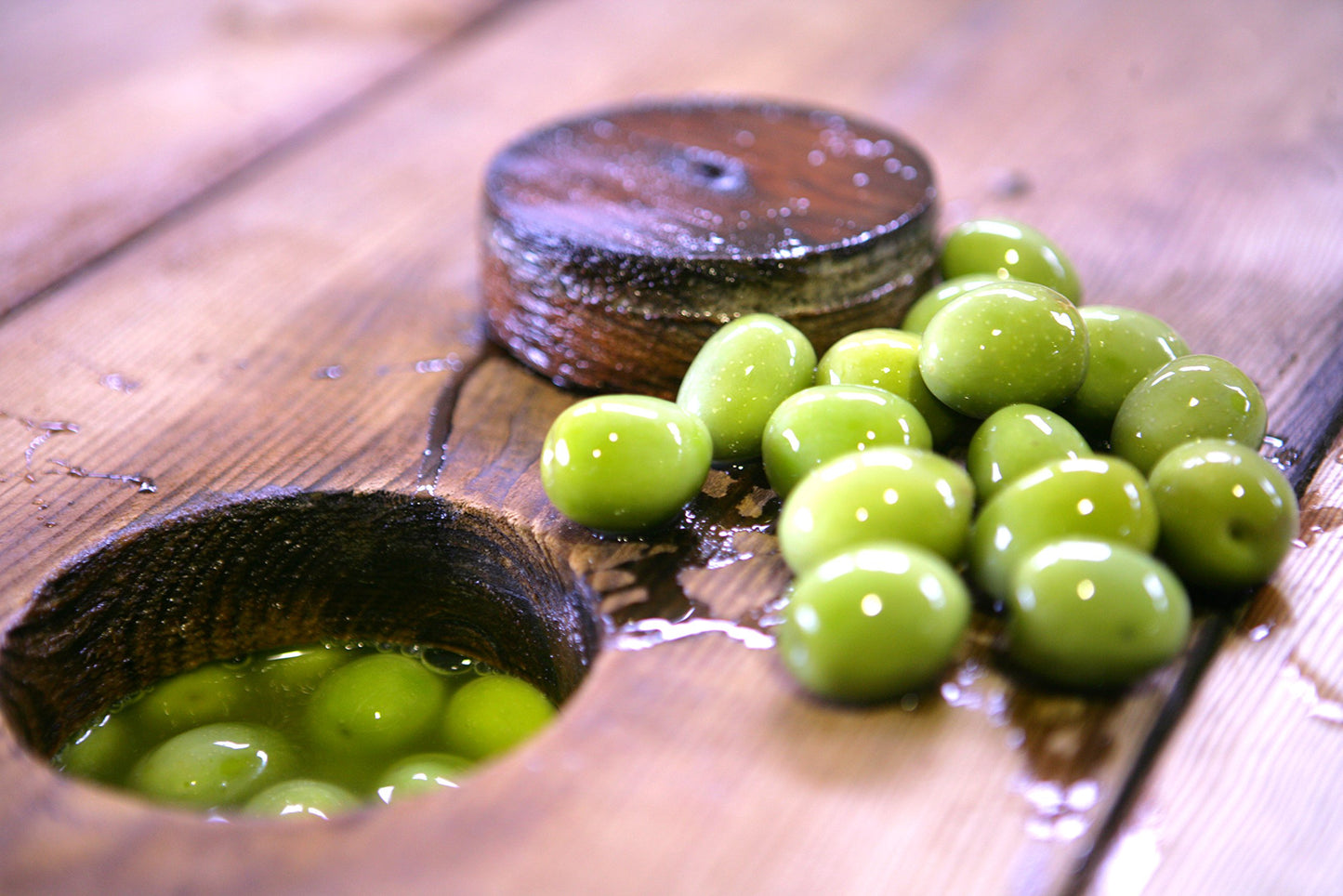 Gaea Organic Pitted Green Olives Non-Gmo Large Olives (8 Ct. 6 Oz Jars)