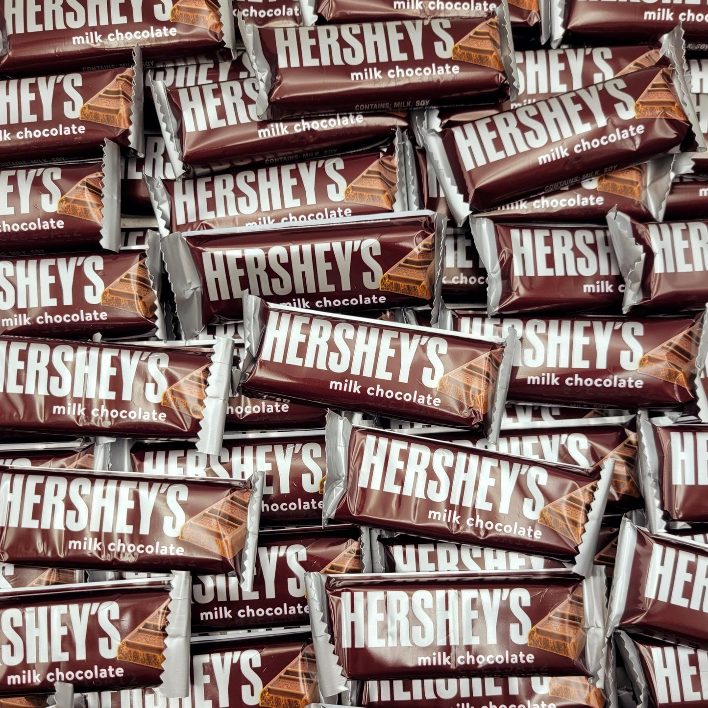 Hershey Milk Chocolate Bars Bulk Candy - 65 Individually Wrapped Chocolate Bars - Bulk Chocolate Candy Individually Wrapped For