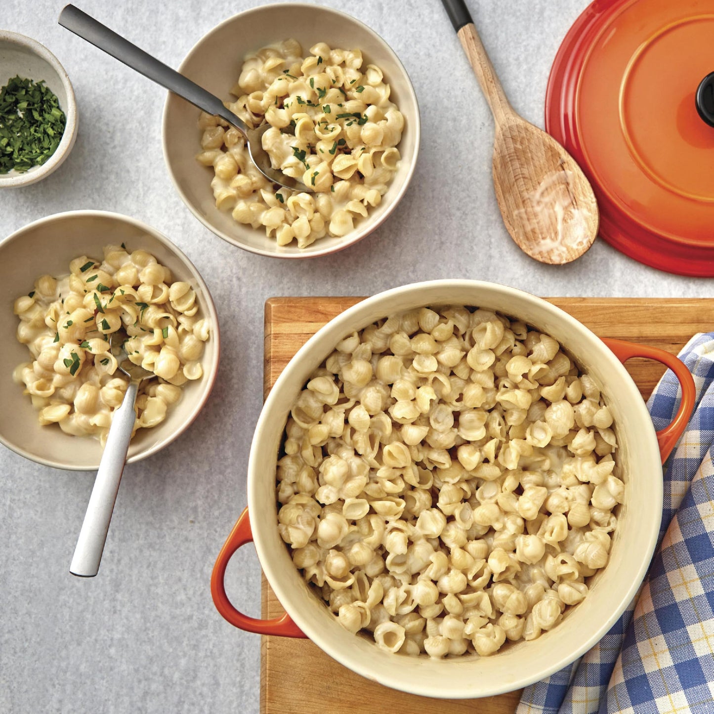 Annies White Cheddar Shells Macaroni and Cheese, Organic Pasta, 6 oz (Pack of 12)