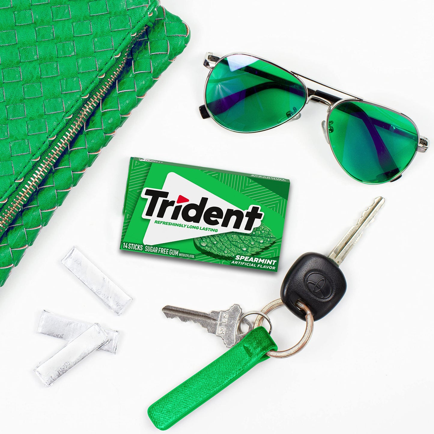 Trident Spearmint Chewing Gum, Sugar-Free, 14 Count per Pack, 24 Packs, Green, Model TS0417-A700ML-M310