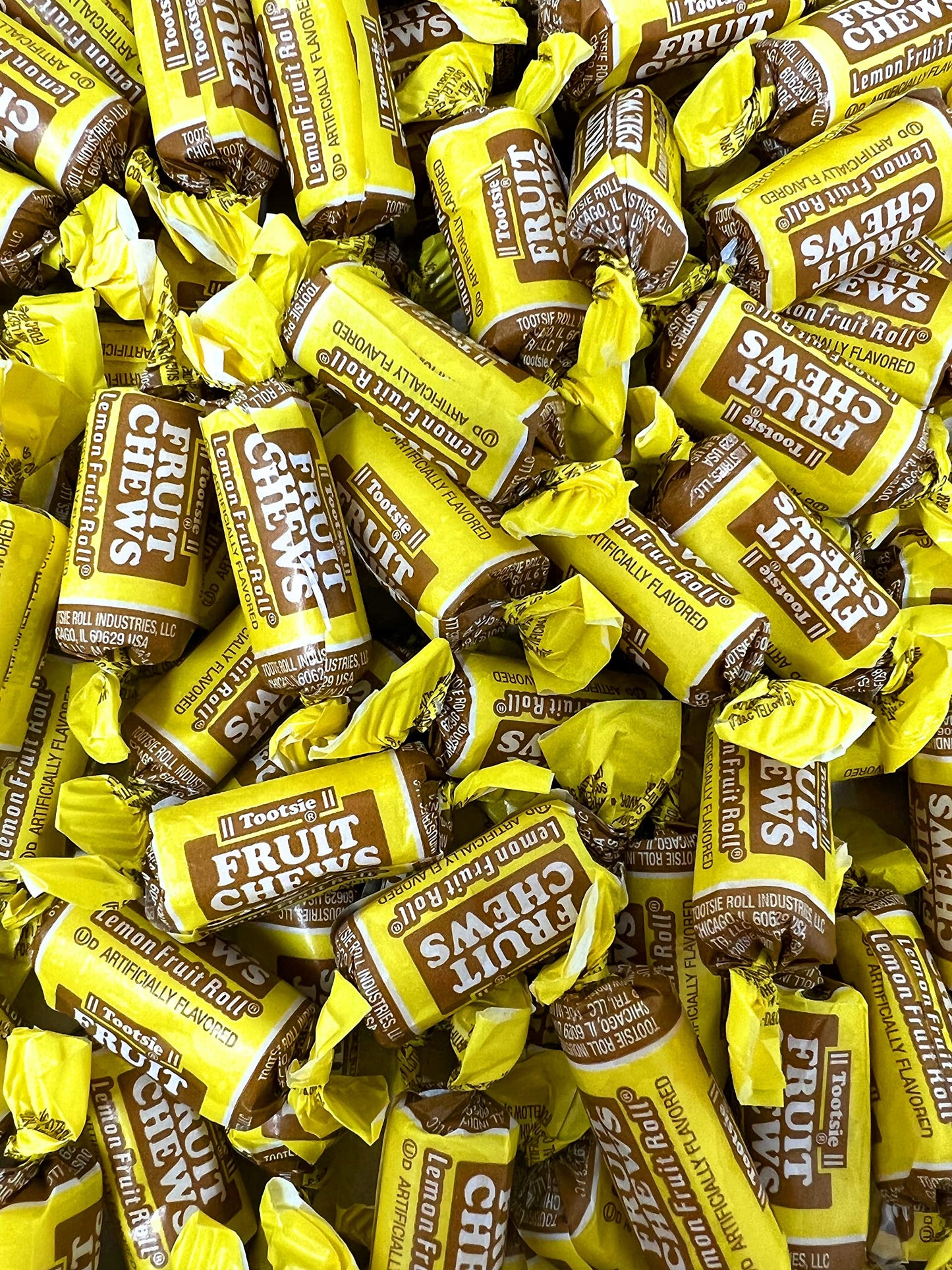 Lemon Flavor Tootsie Roll Fruit Chews Bulk American Chewy Taffies Candy Individually Wrapped In Resealable Bag 2 Lb 130+Pcs (32-Oz) - Made In Usa