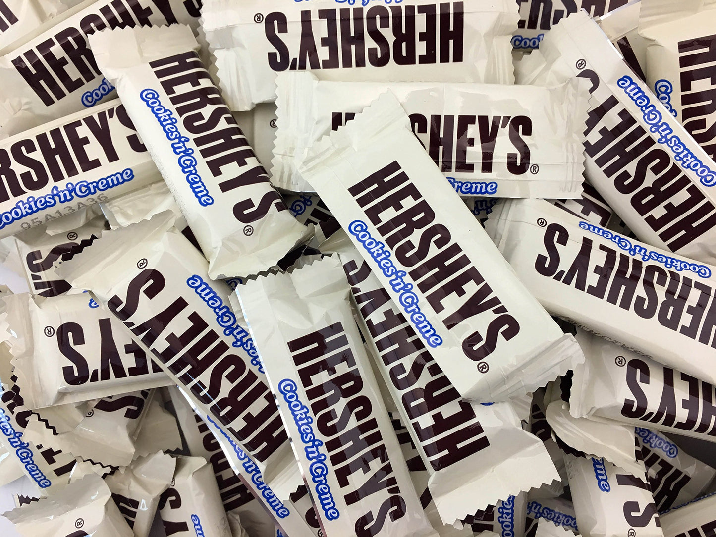HERSHEYS Cookies n Crme Snack Size Bars, Treats Bars (Pack of 2 Pounds)