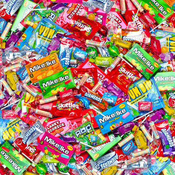 Big Bulk Candy - 25 Pounds - Wholesale Assorted Candies - Individually Wrapped - Favor Treats Birthday, Schools, Offices, Camps,