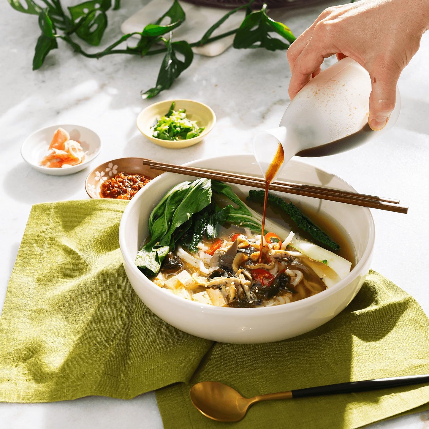 Betterbody Foods Organic Coconut Aminos, Soy Sauce Alternative, Gluten Free, Soy Free, Non-Gmo, 16.9 Ounces