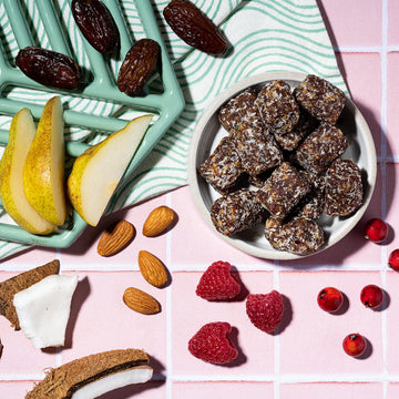 Made In Nature | Organic Figgy Pops, Razzy | Unbaked Fruit & Nut Energy Bites | Vegan Snack | 4.2 Ounce (Pack Of 6)
