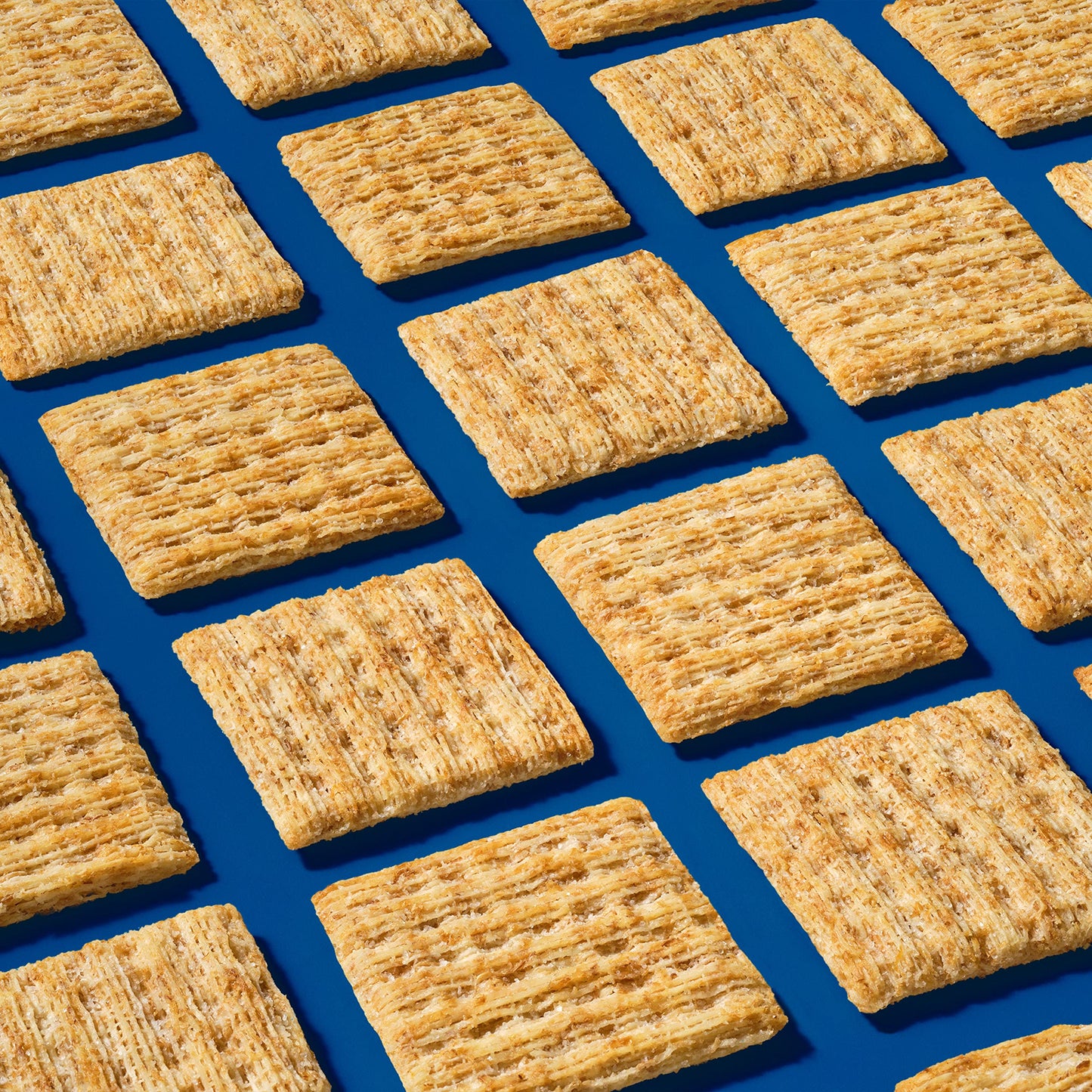 Triscuit Original Whole Grain Wheat Crackers, Vegan Crackers, Party Size, 17 oz