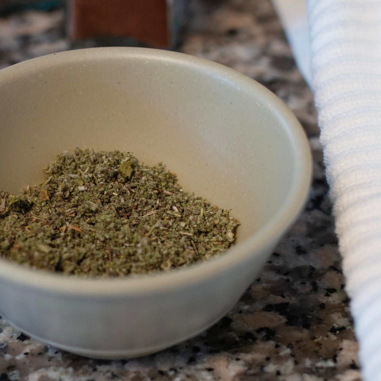 MagJo Rubbed Sage, Bulk Salvia Officinalis, 1 Pound Bag, 16 Ounce