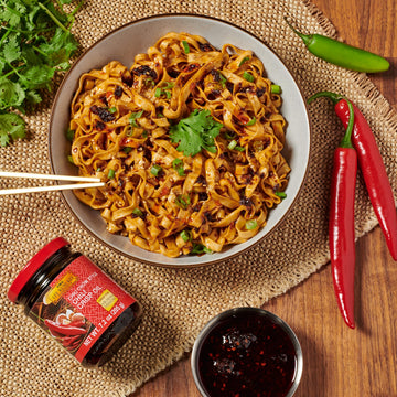 Lee Kum Kee Garlic Chili Oil, 7.2 Ounces (Pack Of 6)