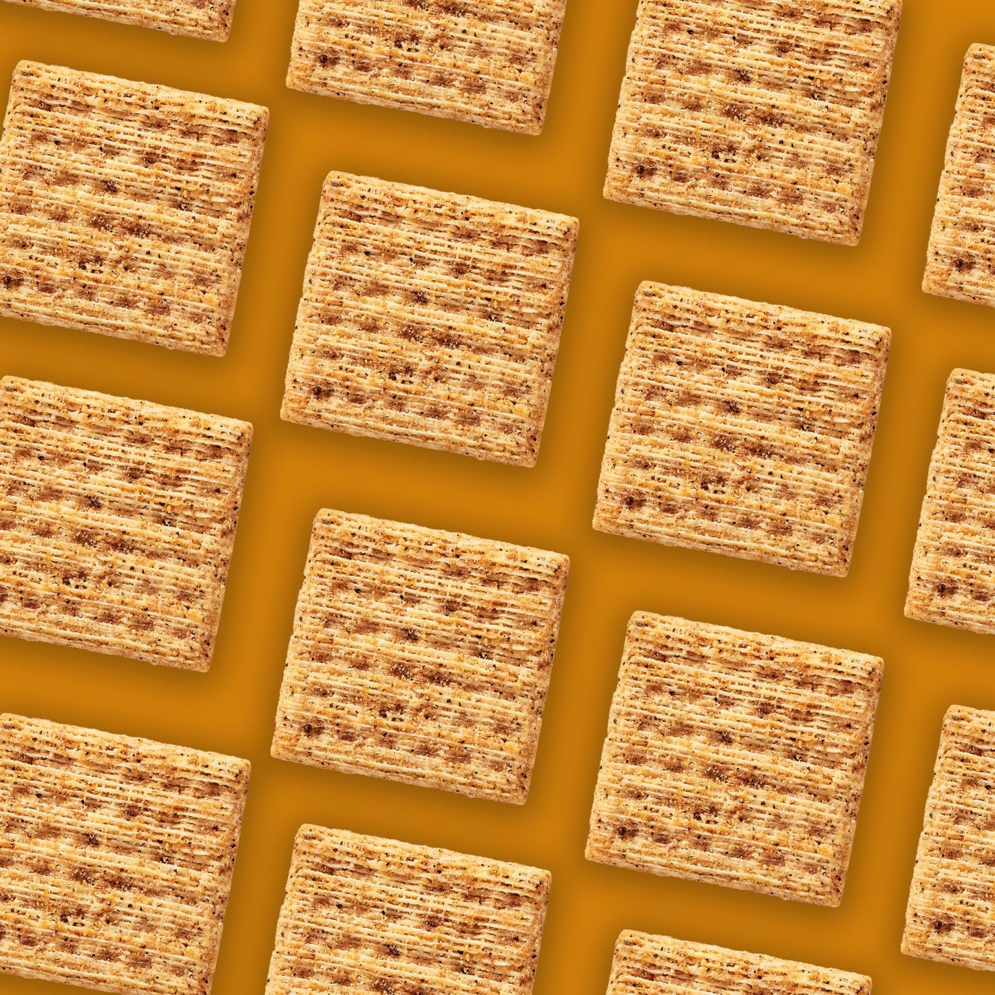 Triscuit Whole Grain Wheat  ers, Smoked Gouda Flavor, 8.5 oz Pack of 6, Perfect for Lunch Snacks