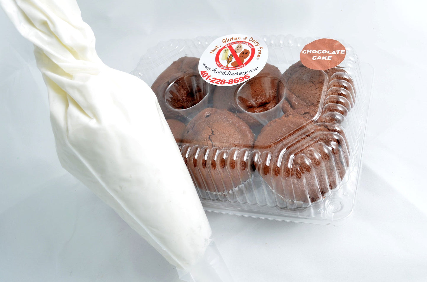 6 pk. Cupcakes w/ Frosting on Side