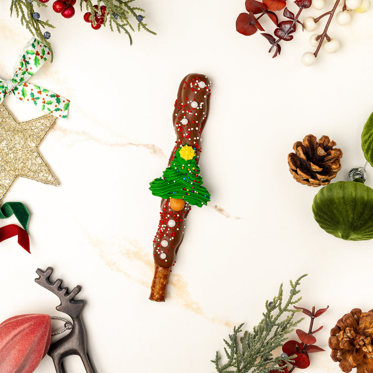 Christmas Caramel + Chocolate Pretzel Rod