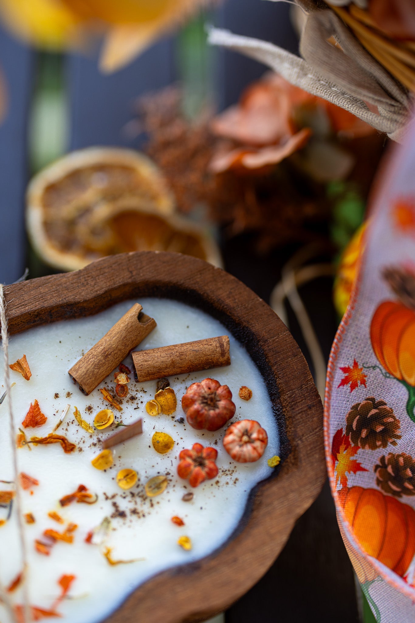 Wooden Pumpkin Shape Dough Bowl Candle – Thanksgiving & Fall Autumn Decor