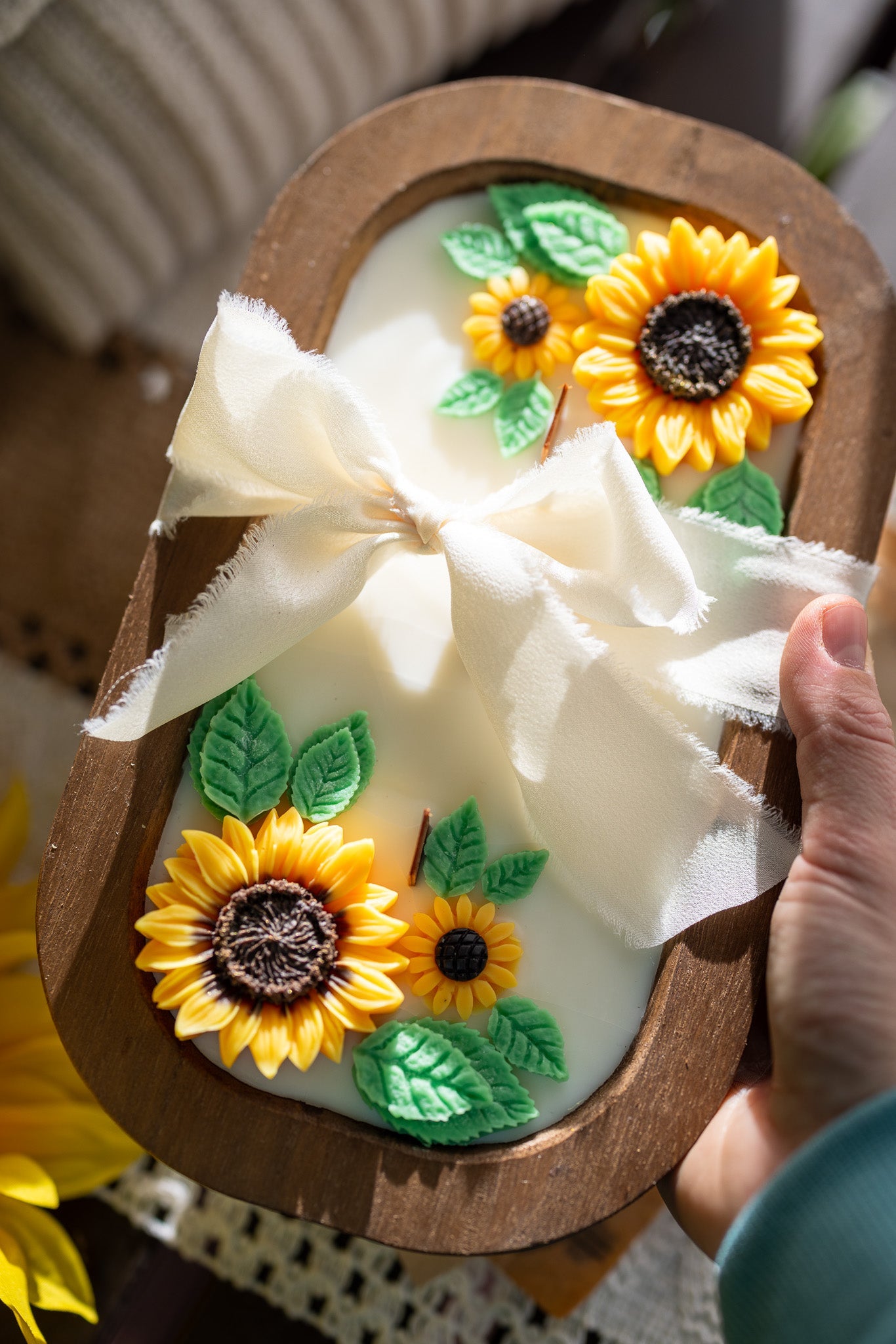 Wooden Sunflower Candle – Handcrafted Floral Soy Wax Candle – Rustic Home Decor Gift