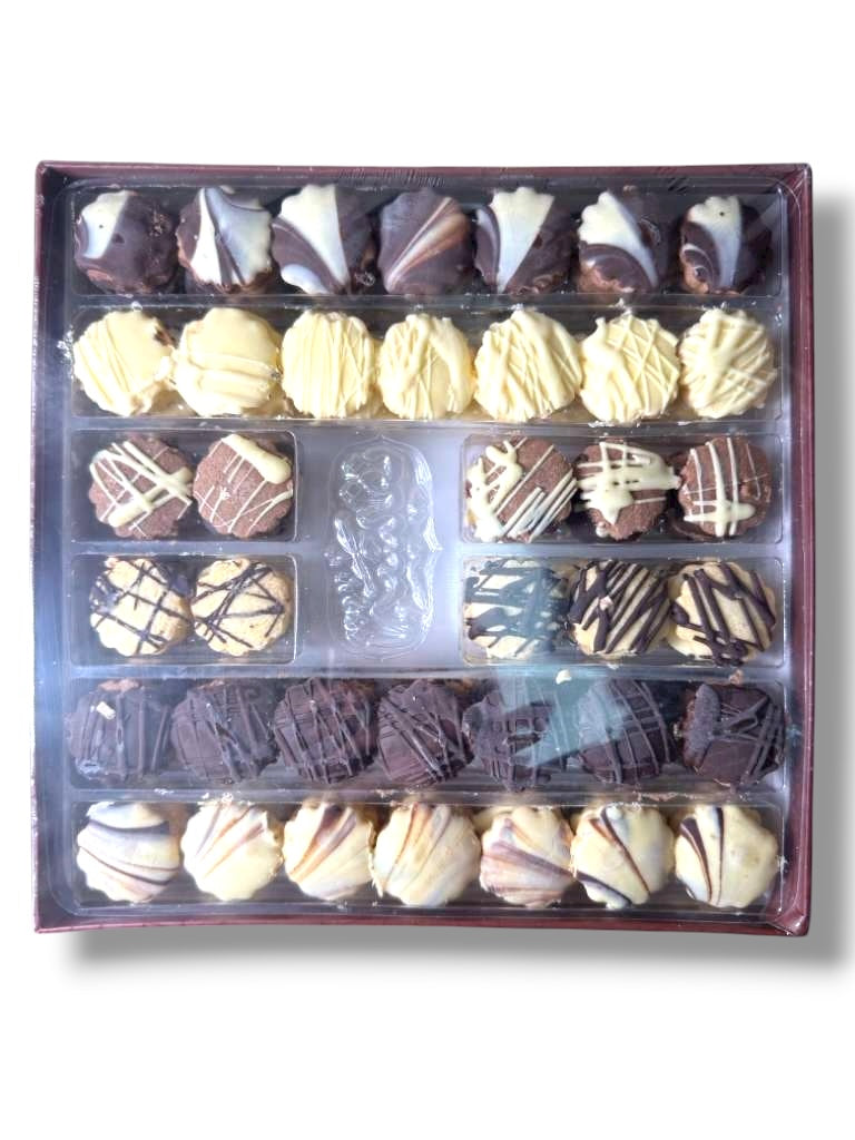 Nafeesah Butter Cookies with Chocolate