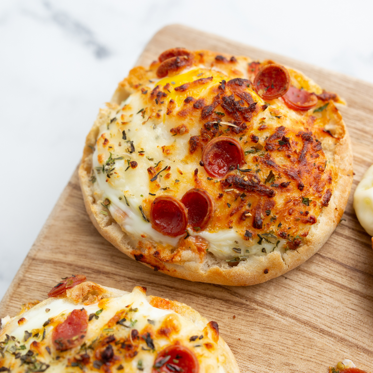 DIGITAL: 10 Pizza Pleasers - Best Air Fryer Pizza Recipes