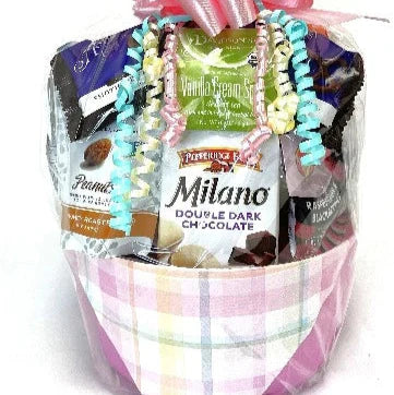 Jenny's Small Classic Gift Basket - Gourmet Snacks & Treats - Best Seller