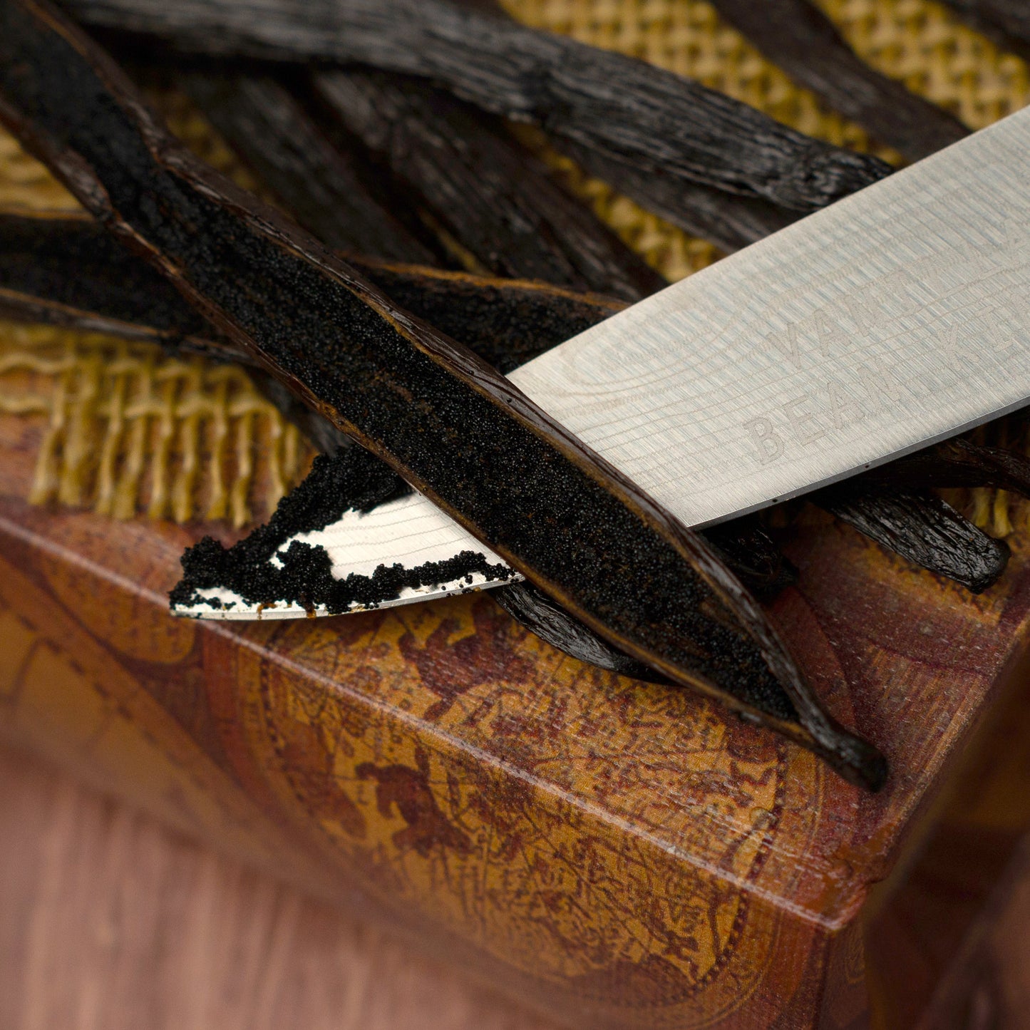 Ugandan Vanilla Beans - Grade A Whole Pods for Vanilla Extract Baking