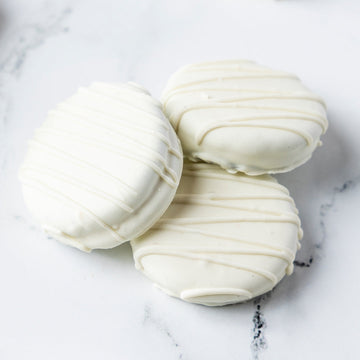 White Chocolate Dipped Oreo