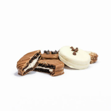 Chocolate Dipped Oreos