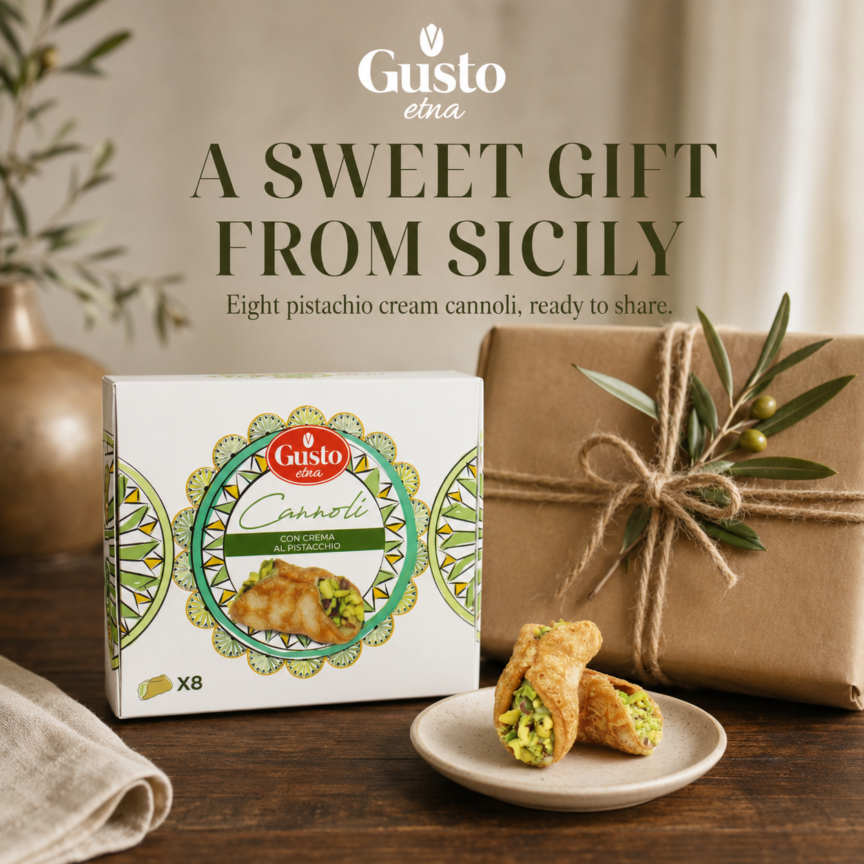 Gusto Etna, Sicilian 8 pcs Cannoli filled with Pistachio Cream Gift Box