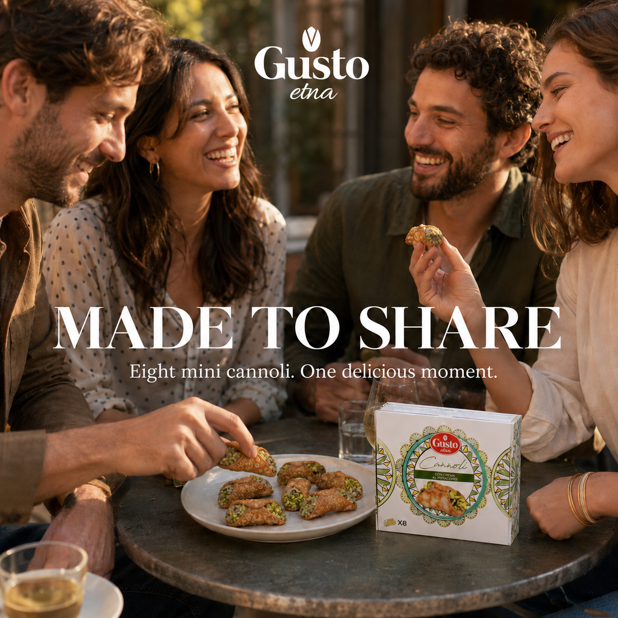 Gusto Etna, Sicilian 8 pcs Cannoli filled with Pistachio Cream Gift Box