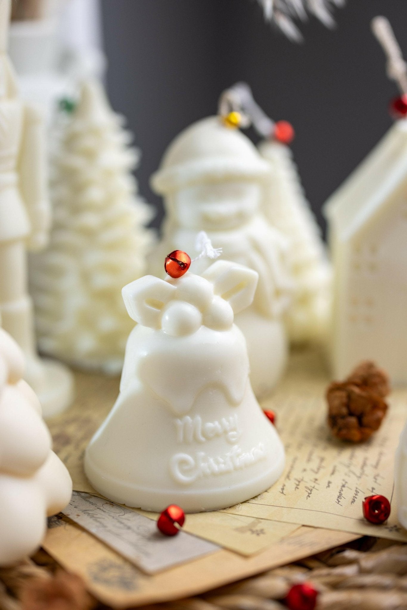 Christmas Bell Candle – Handmade Festive Soy Candle for Holiday Stocking Stuffers & Gifts