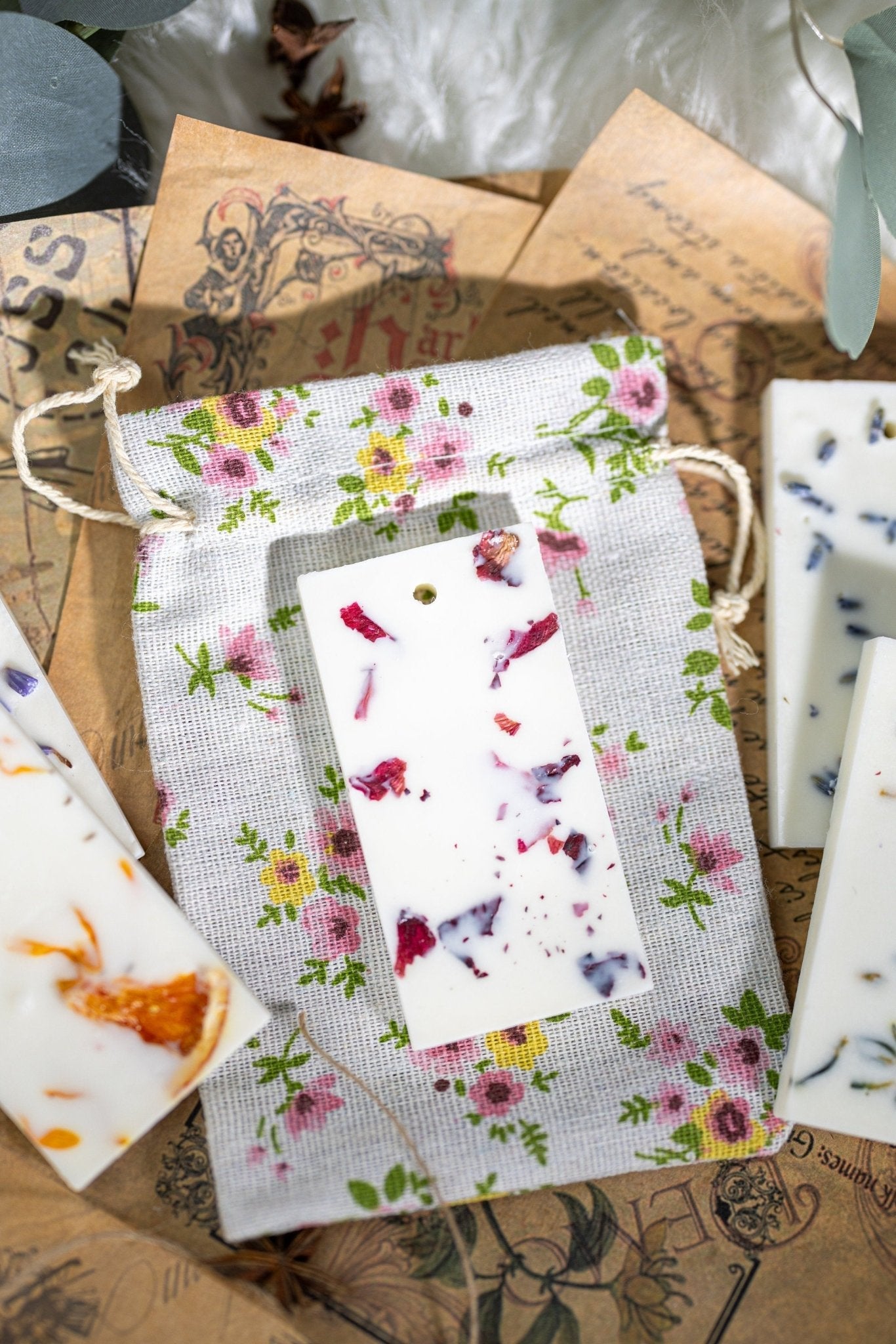 Botanical Wax Sachet Set - Floral Scented Air Fresheners - Valentine's Day Gift