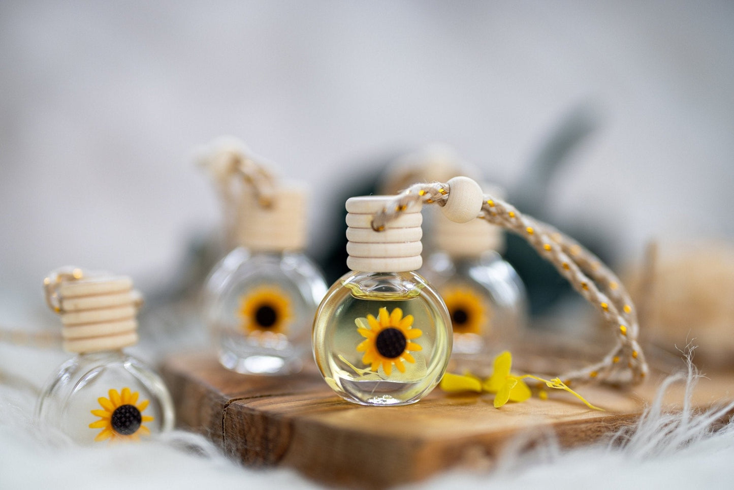 Luxury SunFlower Car Diffuser - Cute Flower Design Air Freshener for Women