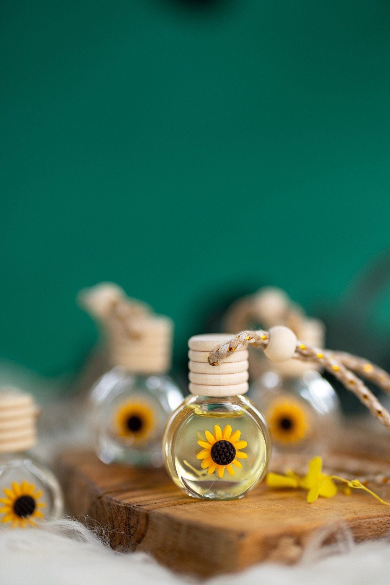Luxury SunFlower Car Diffuser - Cute Flower Design Air Freshener for Women
