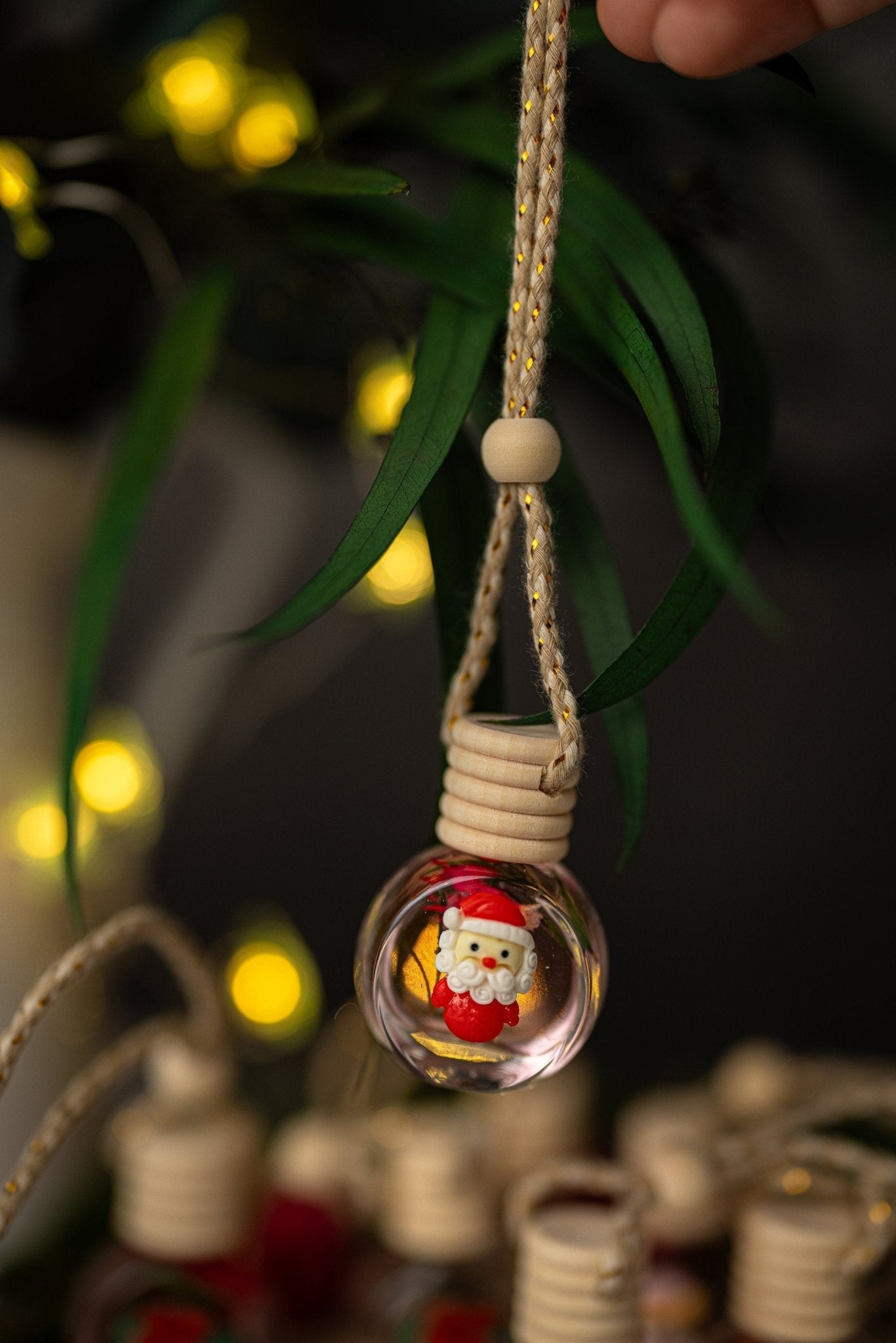 Christmas Car Diffuser – Luxury Car Air Freshener – Holiday Scents & Accessories for Women