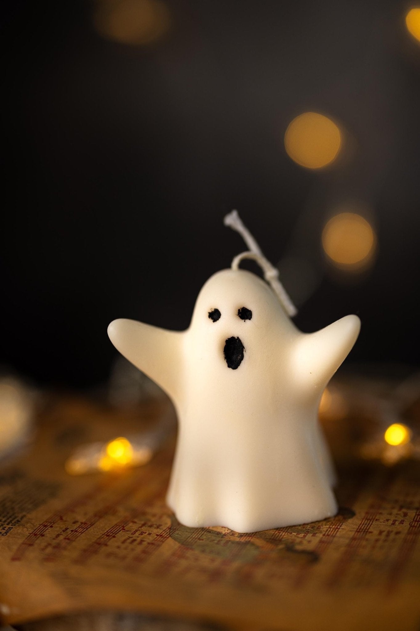 Ghost Candles – Spooky Halloween & Autumn Decor