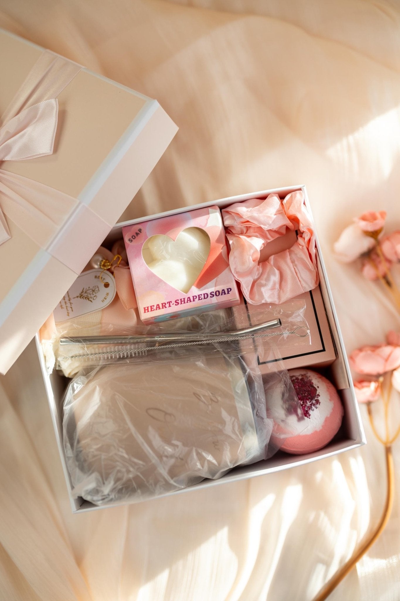 Engagement &amp; Couples Luxury Gift Box –Bridal Shower Gif