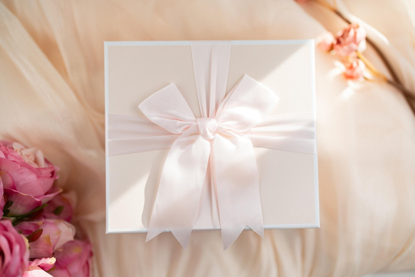 Engagement &amp; Couples Luxury Gift Box –Bridal Shower Gif